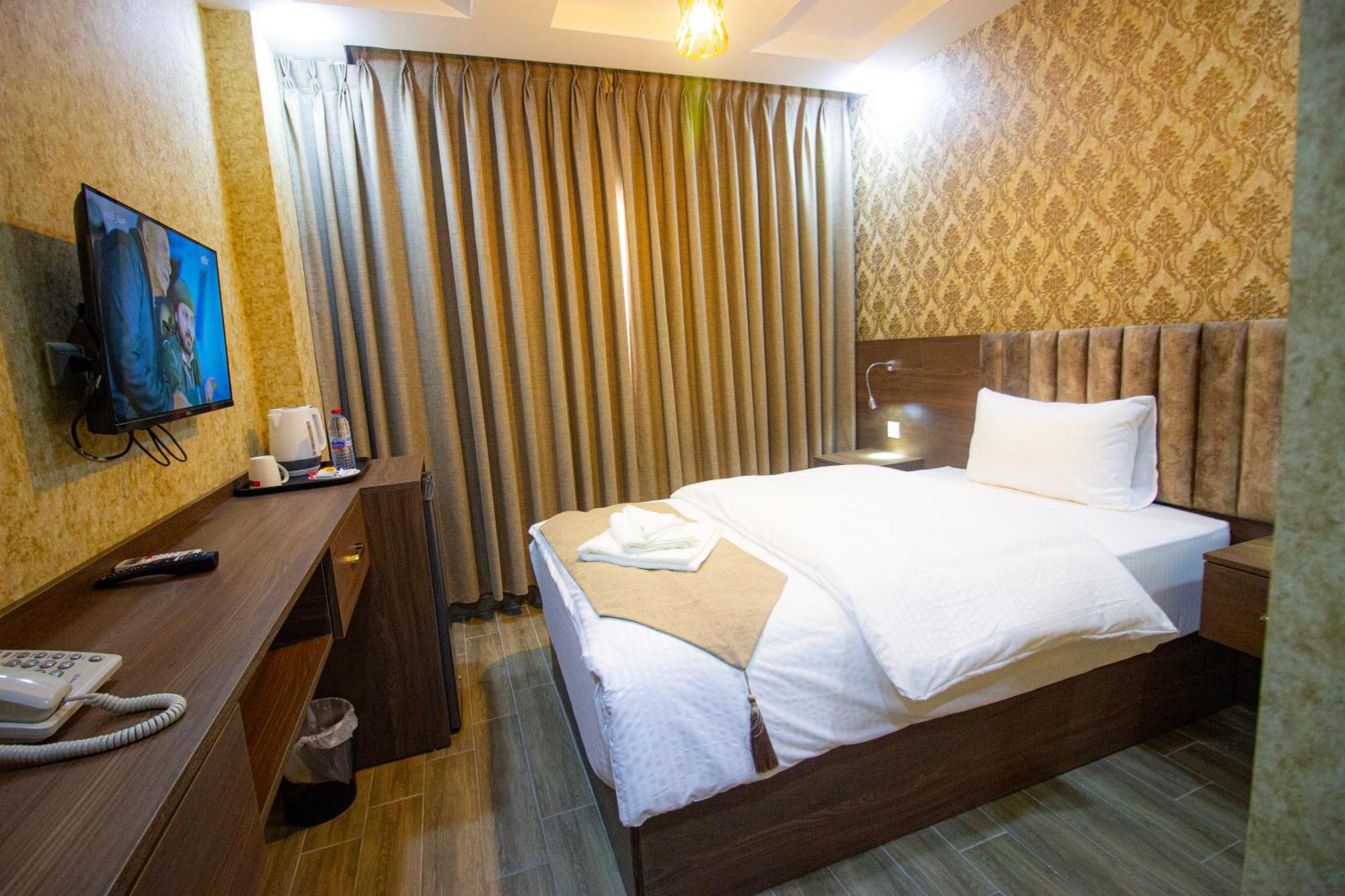 Beirut Hotel 2 New Amman Luaran gambar